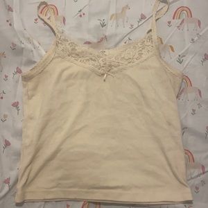 Women’s Brandy Melville cream colored tank w a lace top & bow, size xs/s
